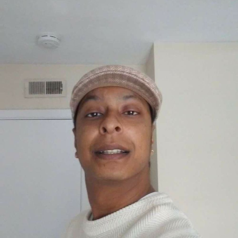 Meet your Posher, Ramone